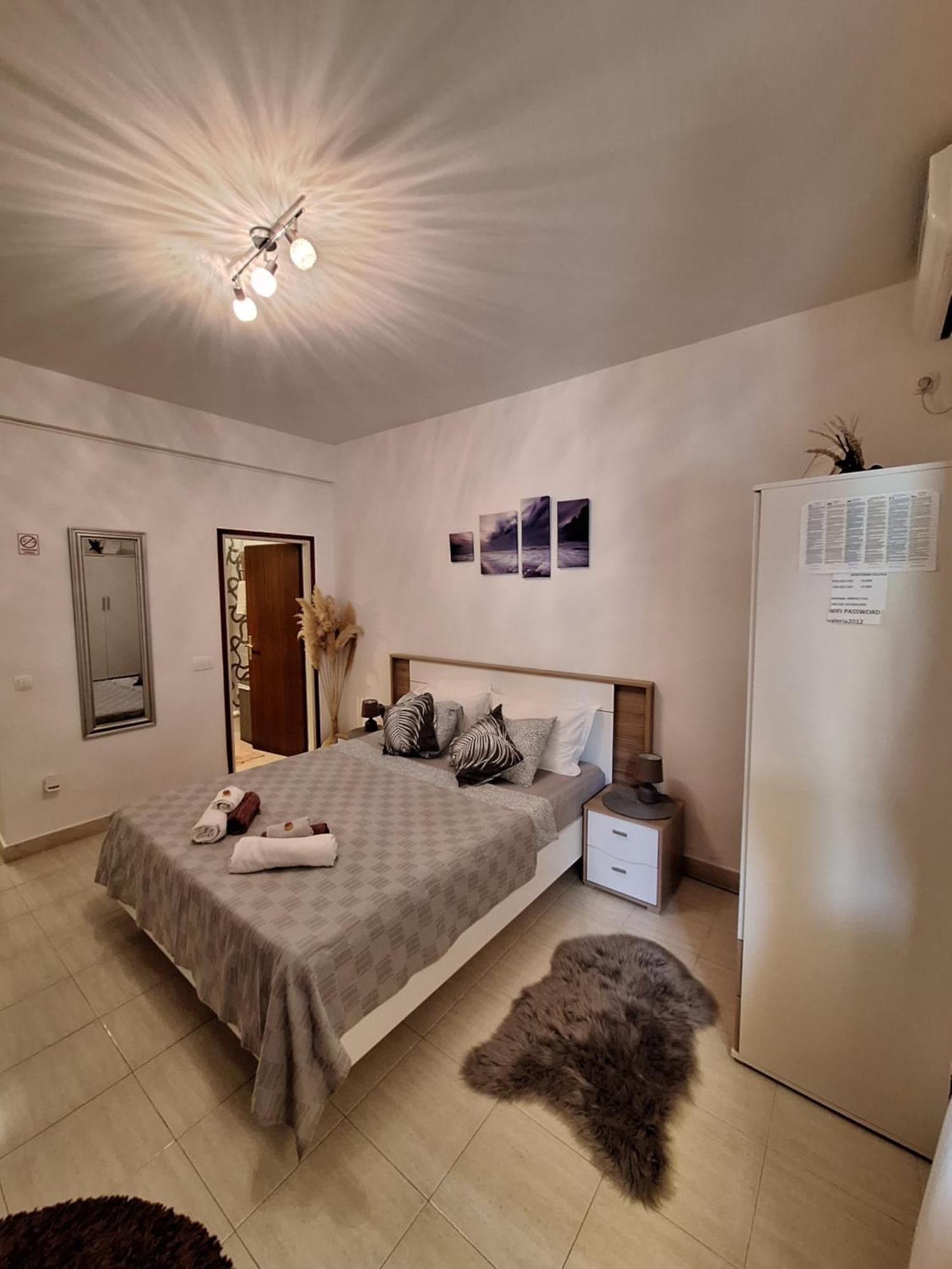 Apartman Valeria Orebic Bagian luar foto